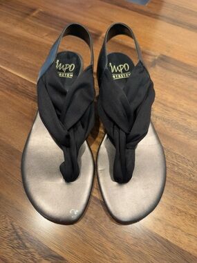 Impo Black Knotted Stretch Slingback Sandals with Metallic Footbed